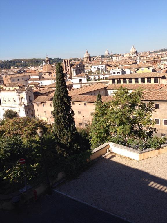 House Maximo At Colosseum Rome Ruang foto